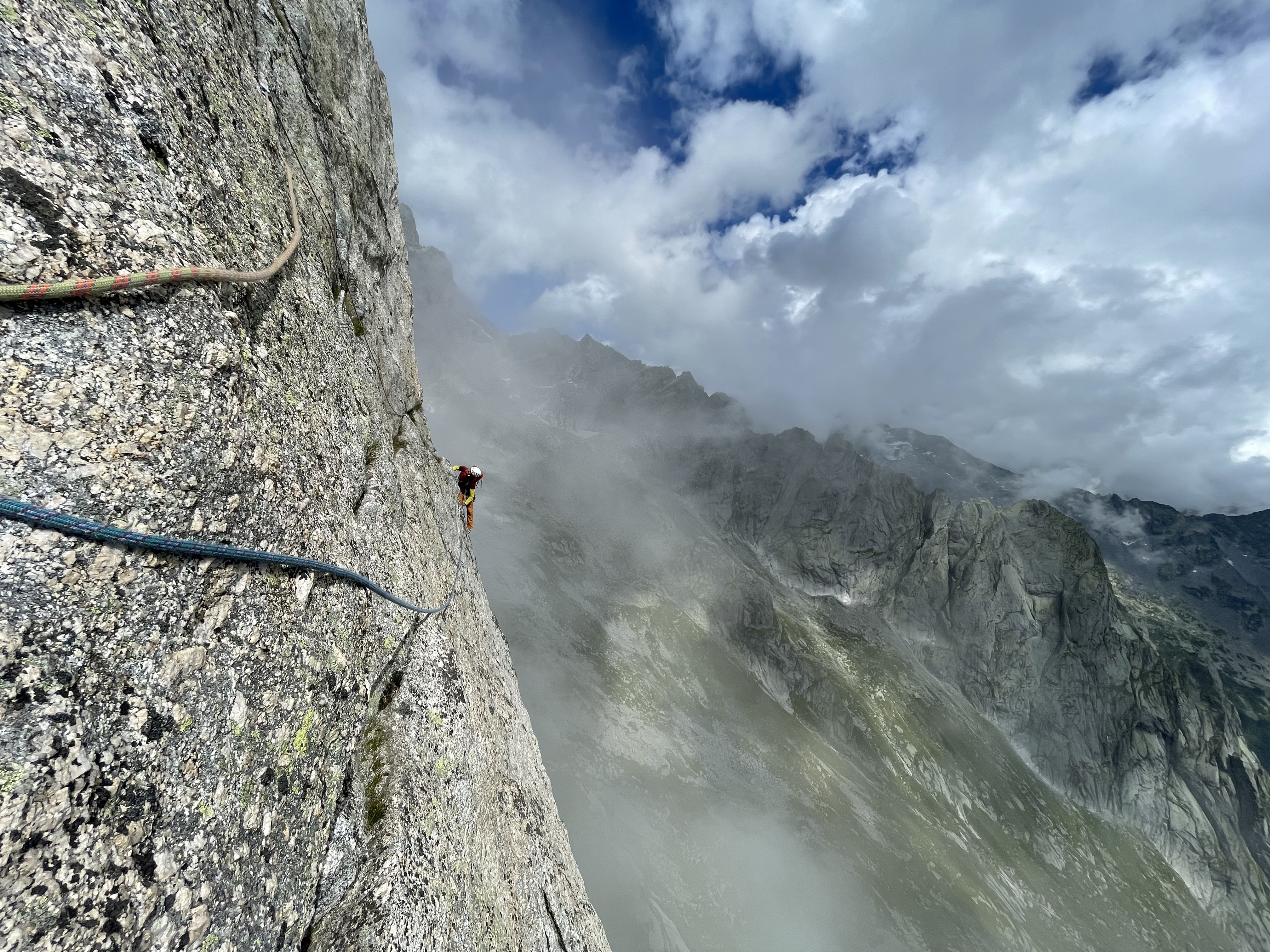 The eacy traverse of the last pitch